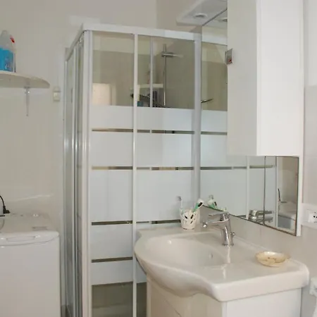 Apartman Residenza Giaraca